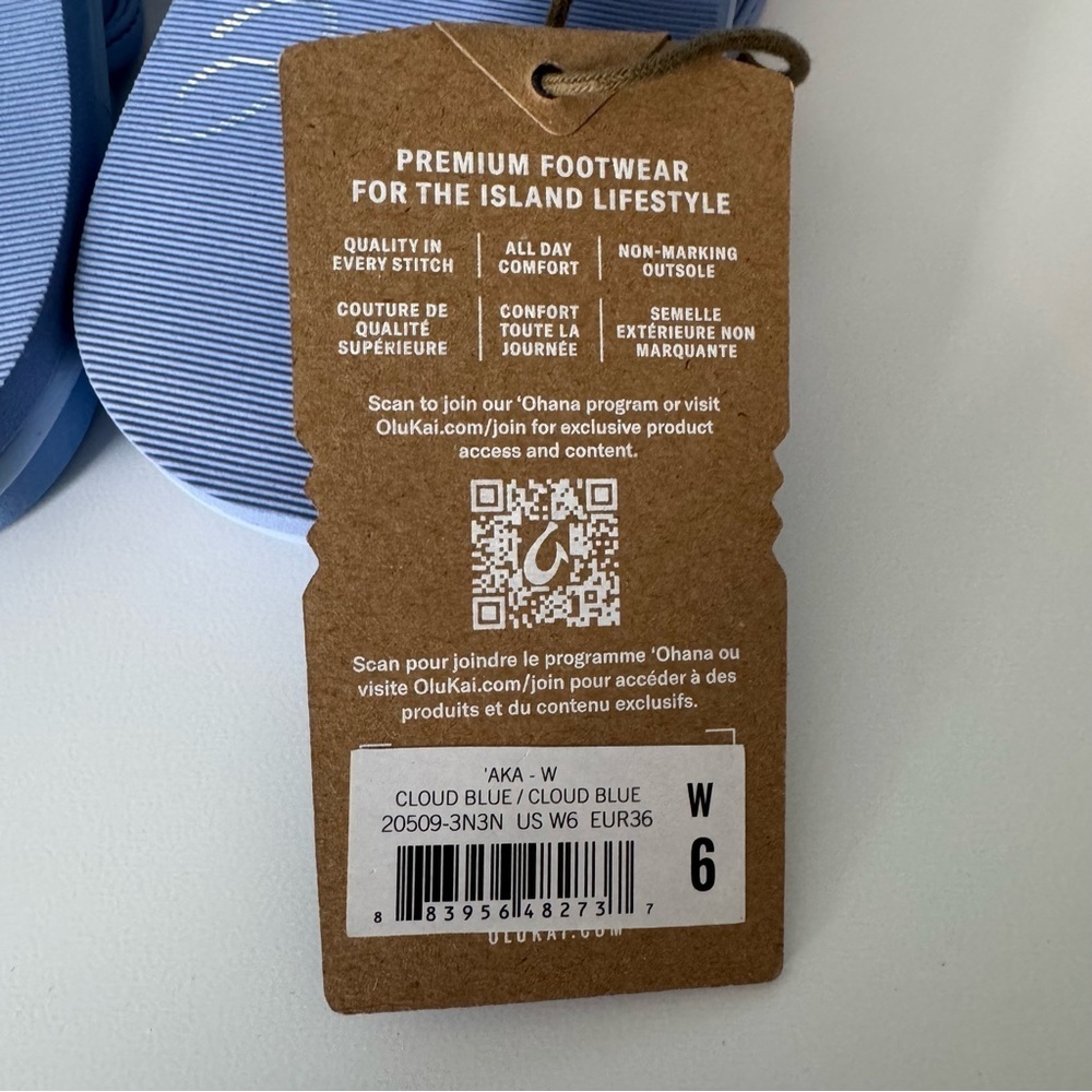 NWT OluKai Women’s Aka Cloud Blue Flip Flop Size 6 Sandals - Picture 7 of 8